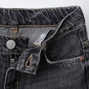 Straight Jeans