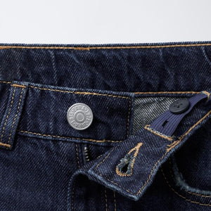Straight Jeans
