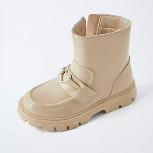 Bota Adorno