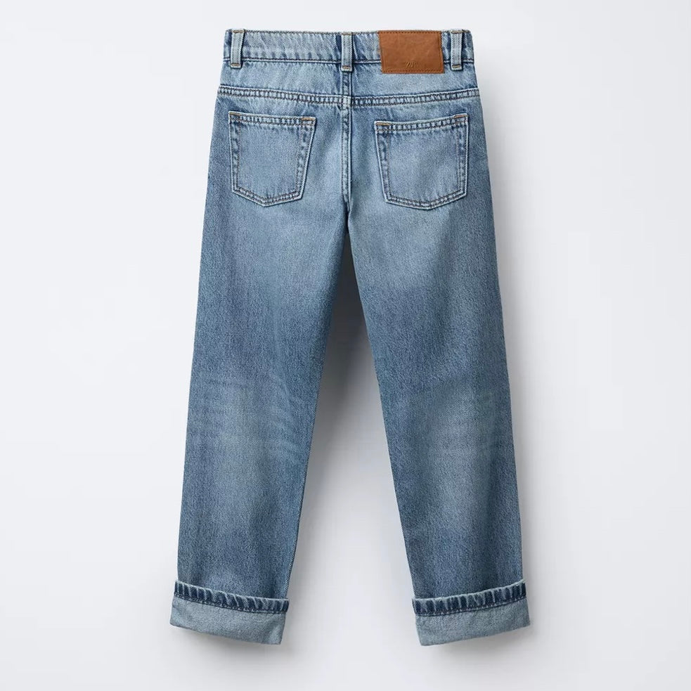 Straight Jeans