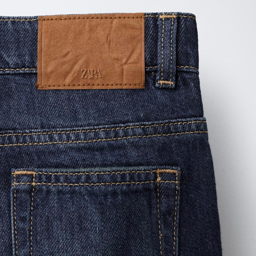 Straight Jeans