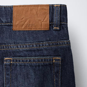 Straight Jeans
