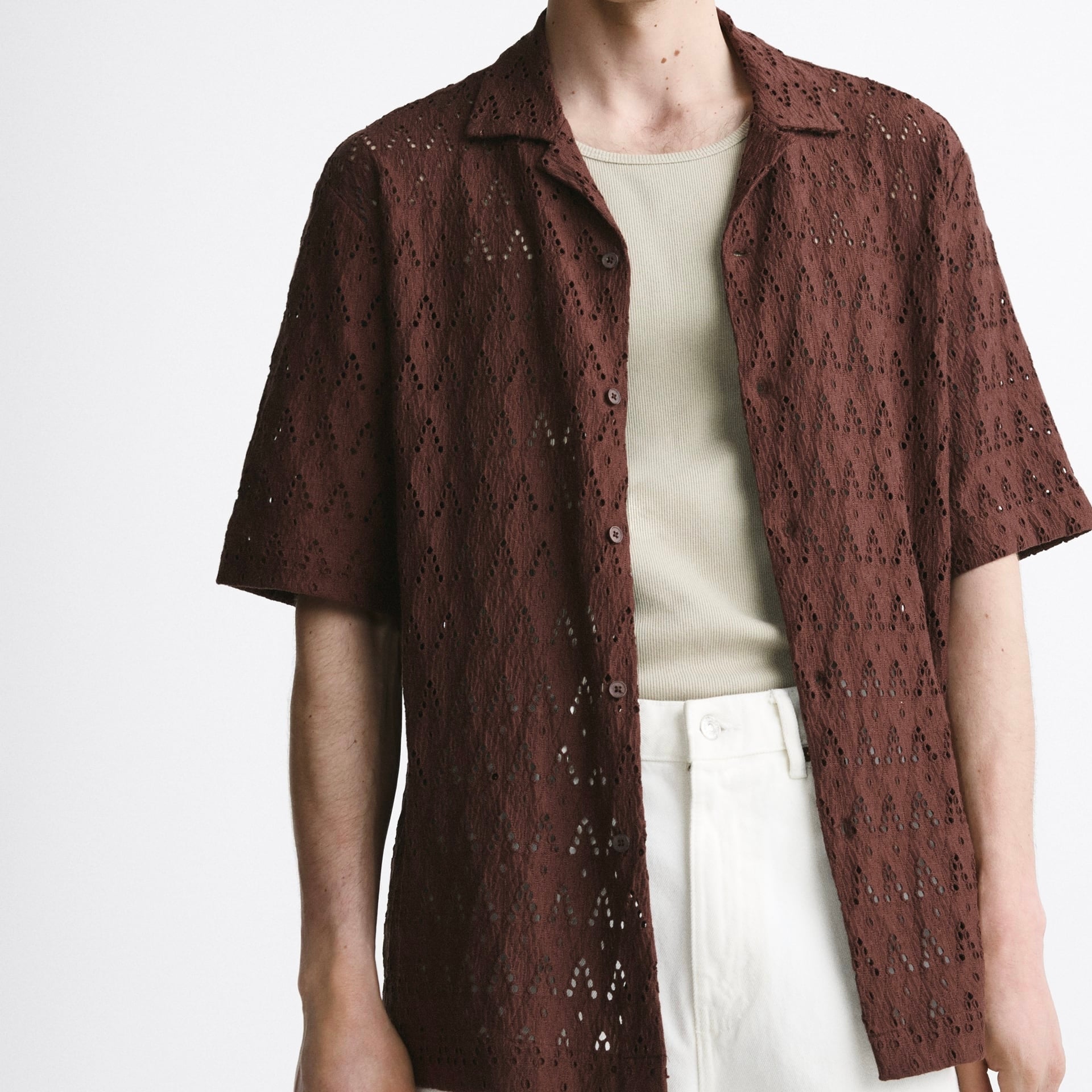 Camisa Troquelada Bordada